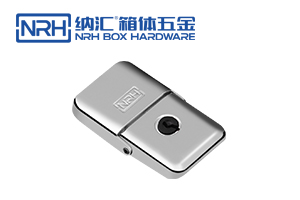 工具箱廂扣的厚度是多少？